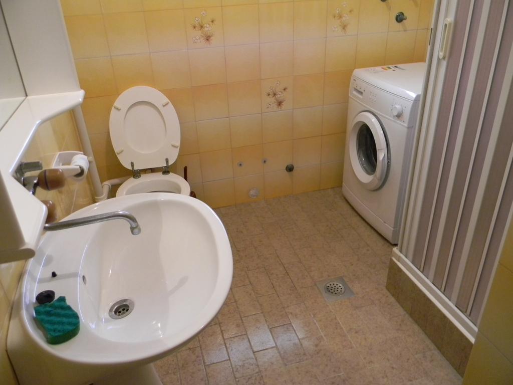 Guesthouse Lanca Тиват Стая снимка